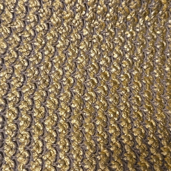 H&M Gold Women's Crew Neck Sweater - Picture 4 of 7